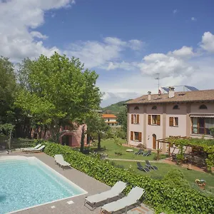 Il Cavicchio Farm stay