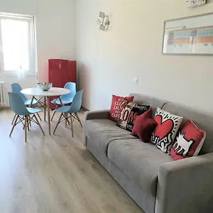 Apartment 34 Via Giulio Carcano